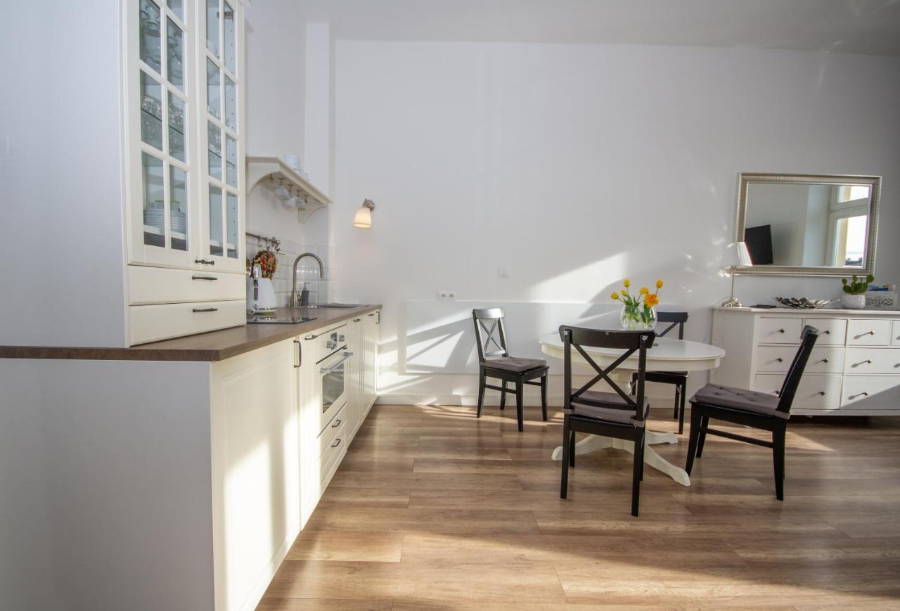 Inpoint Wielopole 32 Boutique Apartments Old Town&Kazimierz District Cracóvia Exterior foto